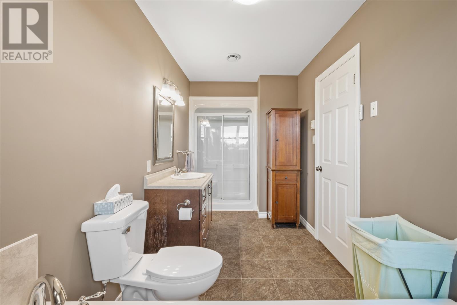 76 Julieann Place, St. John'S, NL - Indoor Photo Showing Bathroom