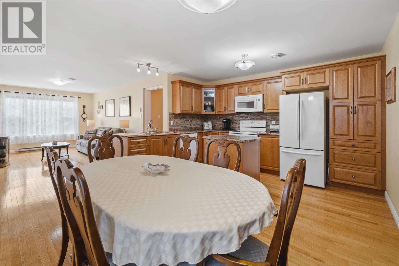 76 Julieann Place, St. John'S, NL - Indoor Photo Showing Dining Room