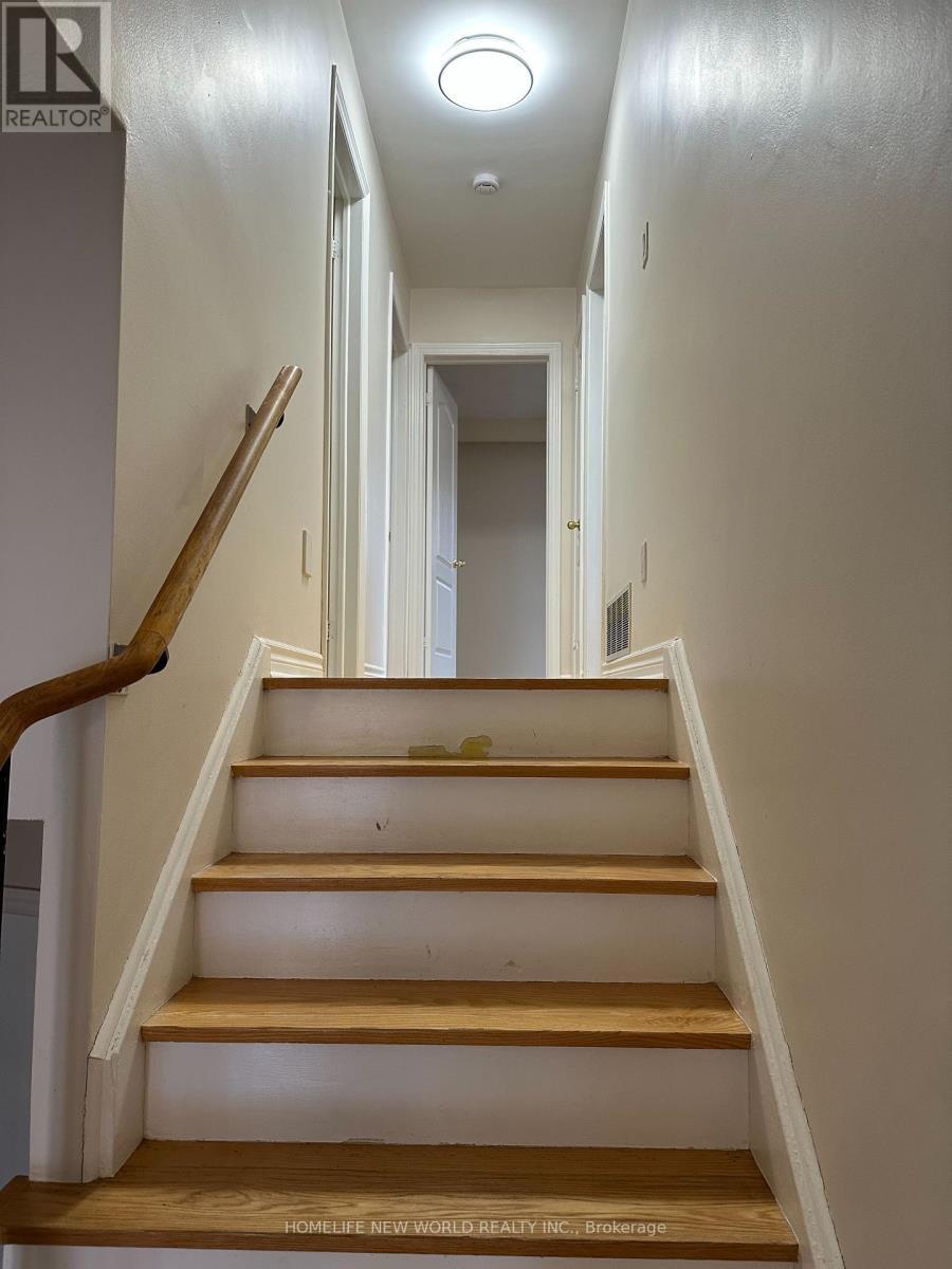 Main - 33 Pheasant Valley Court, Markham, ON - Indoor Photo Showing Other Room