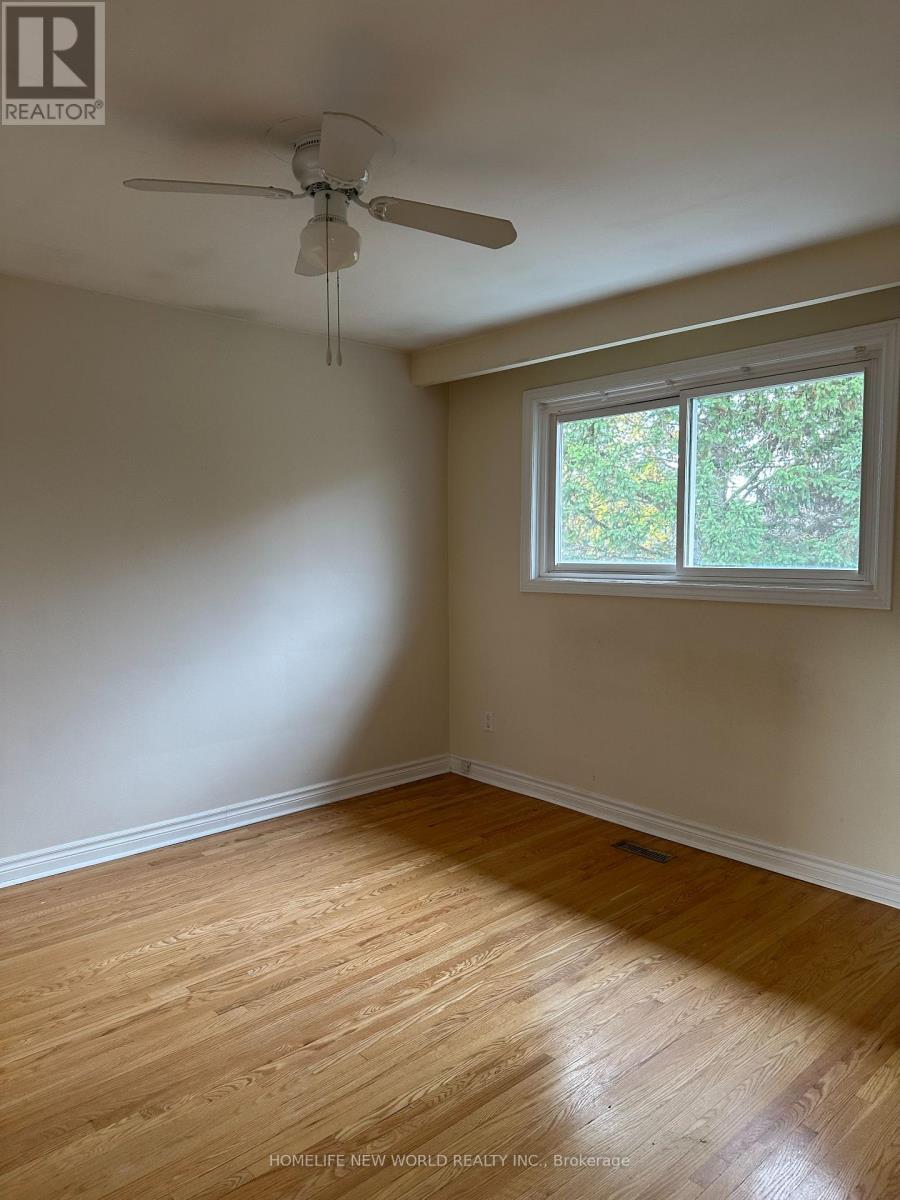 Main - 33 Pheasant Valley Court, Markham, ON - Indoor Photo Showing Other Room