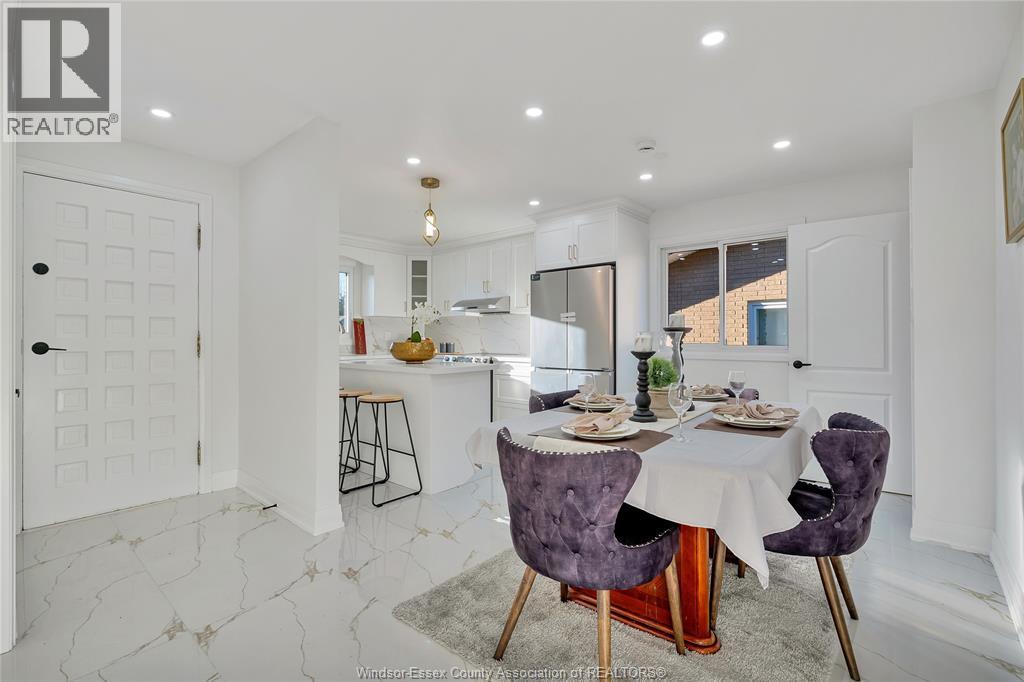 3158 Briarbank, Windsor, ON - Indoor