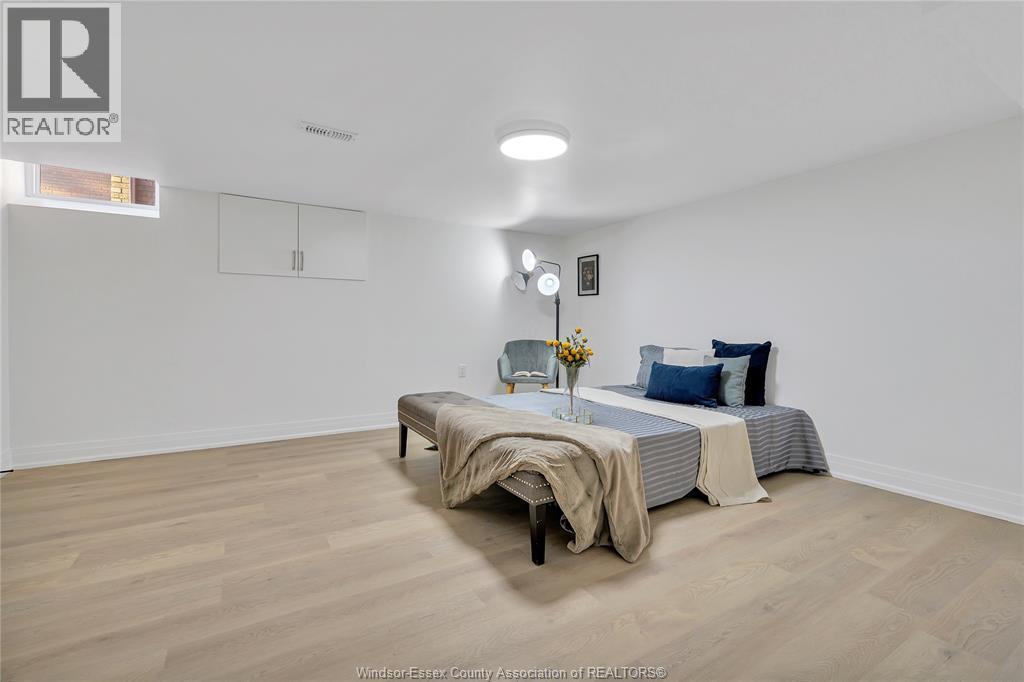 3158 Briarbank, Windsor, ON - Indoor Photo Showing Bedroom