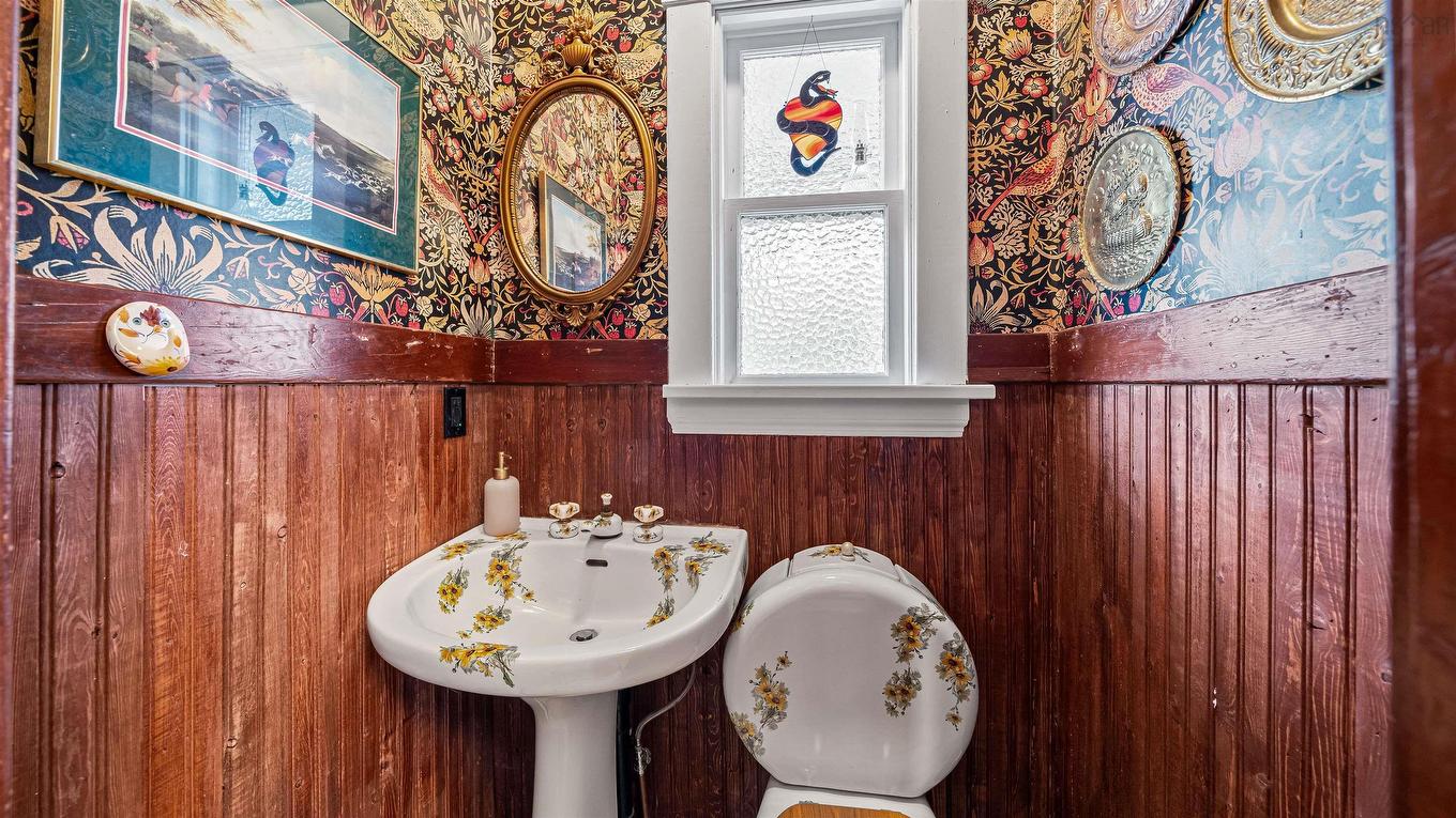 132 Prince Albert Road, Dartmouth, NS