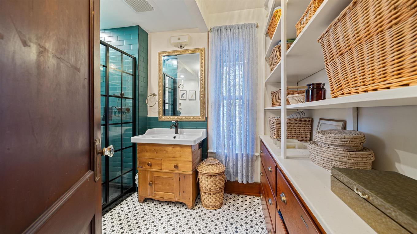 132 Prince Albert Road, Dartmouth, NS