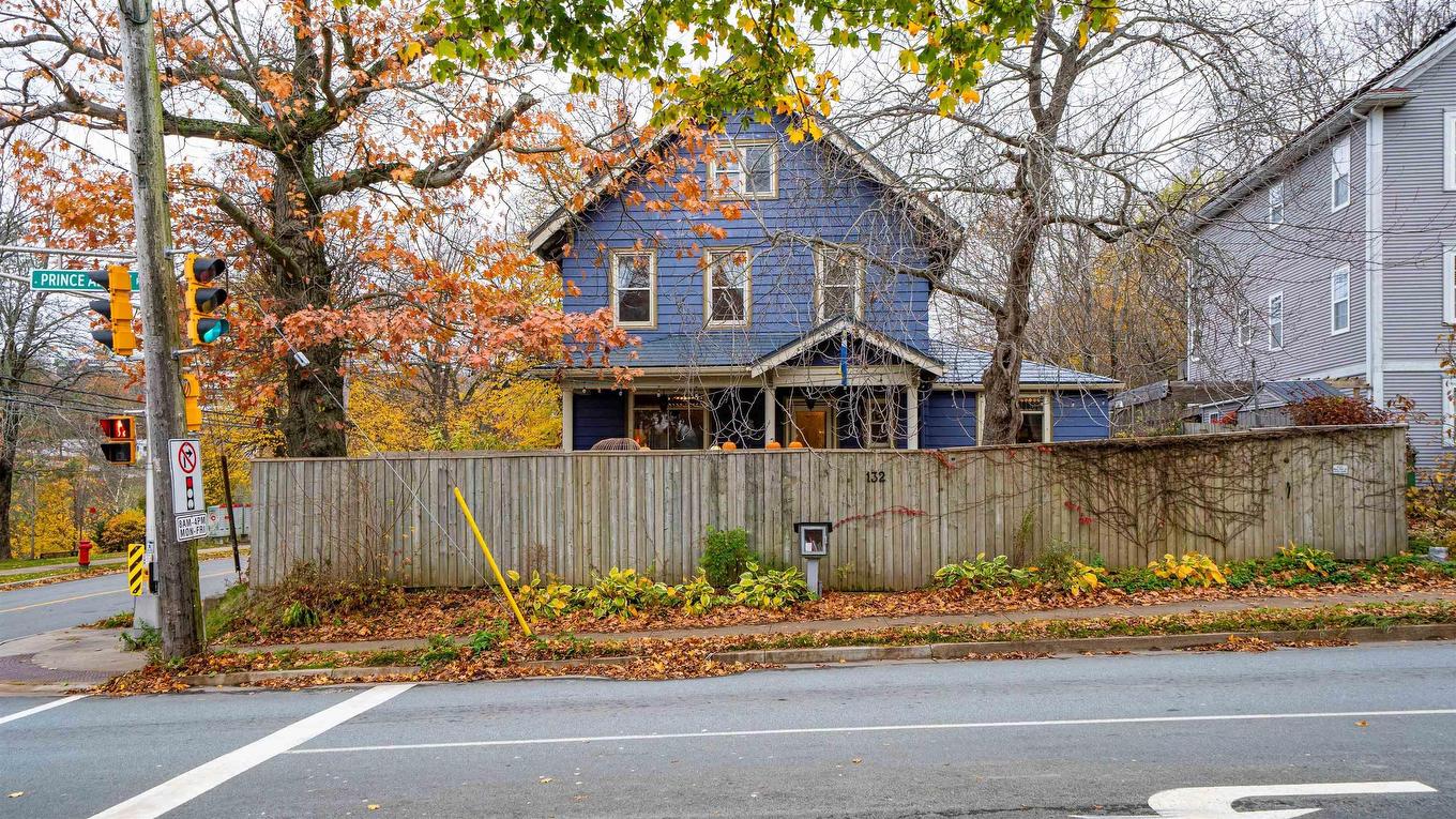 132 Prince Albert Road, Dartmouth, NS