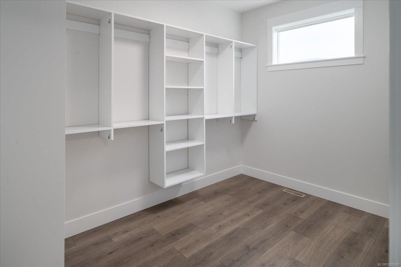 4544 Suncrest Rd, Nanaimo, BC