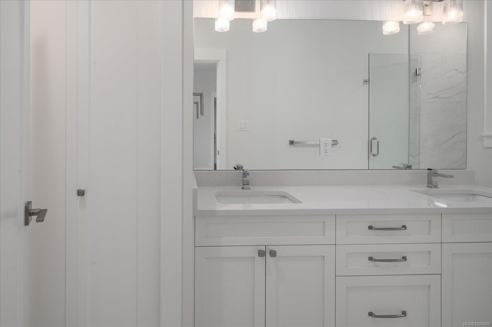 4544 Suncrest Rd, Nanaimo, BC