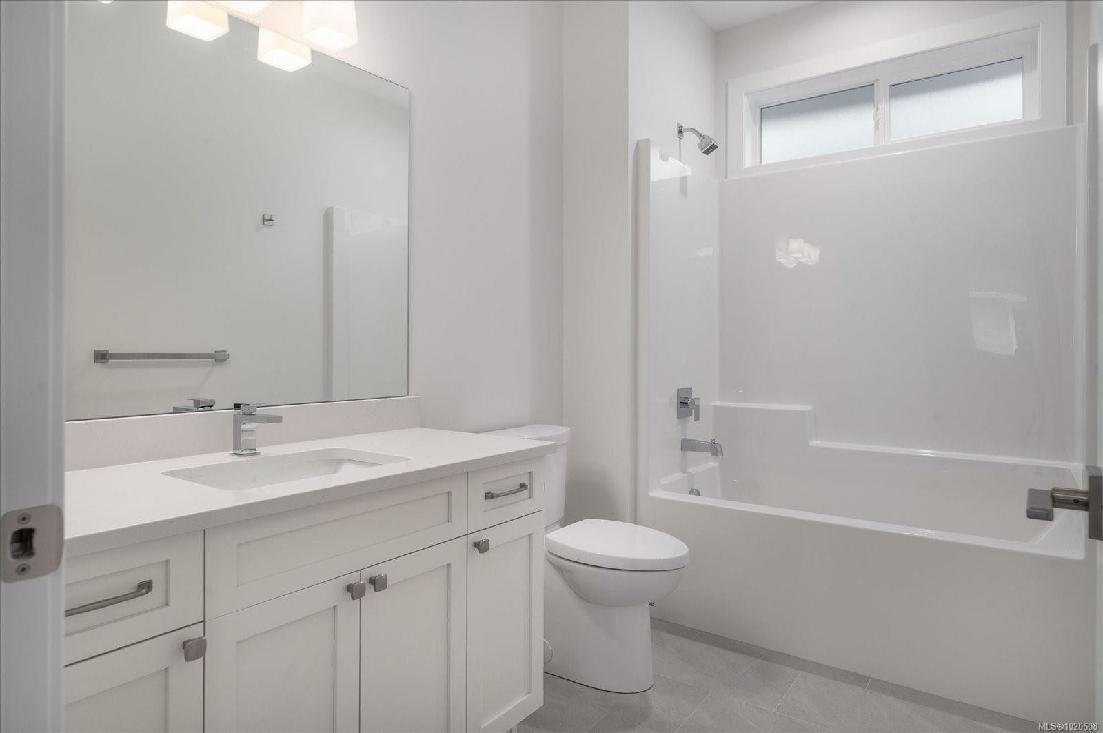 4544 Suncrest Rd, Nanaimo, BC