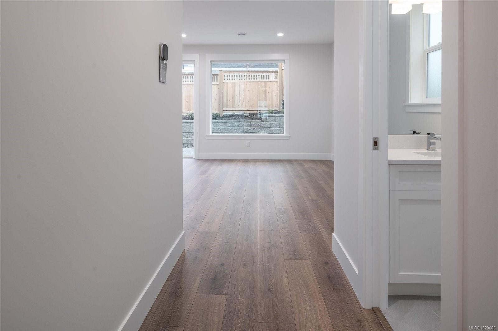 4544 Suncrest Rd, Nanaimo, BC