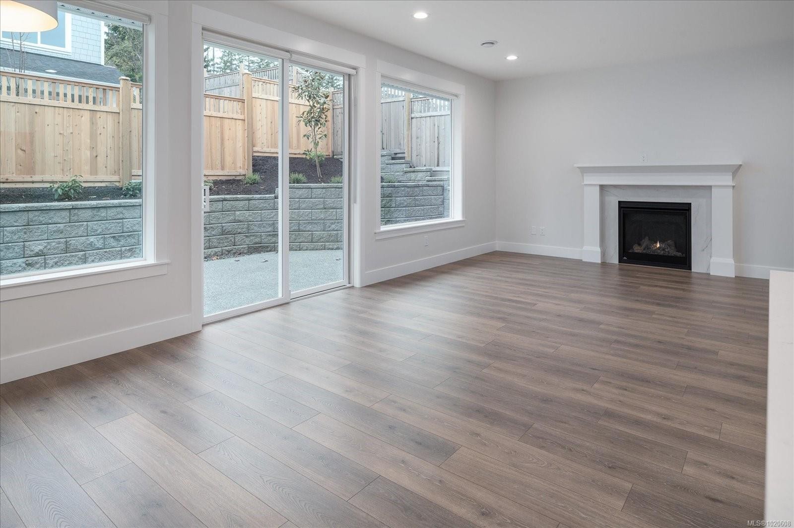 4544 Suncrest Rd, Nanaimo, BC