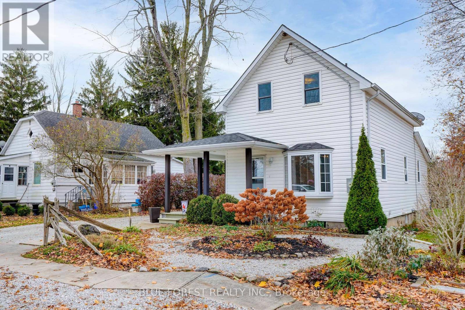 210 Jane Street, West Elgin (Rodney), ON - Outdoor With Facade