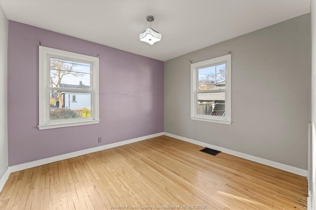 448 Ellis Street West, Windsor, ON