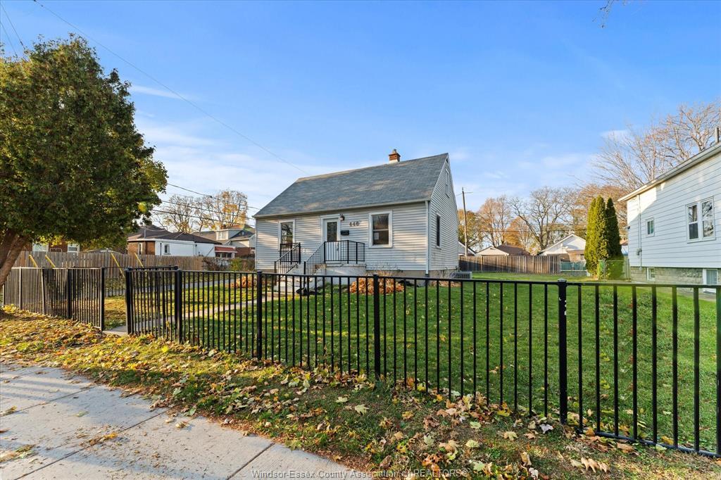 448 Ellis Street West, Windsor, ON