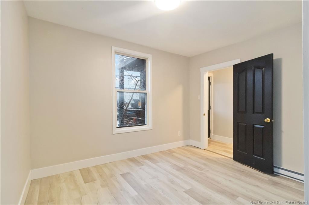 105-105 1/2 High St, Moncton, NB