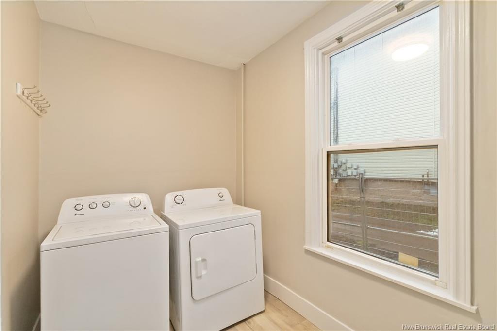 105-105 1/2 High St, Moncton, NB