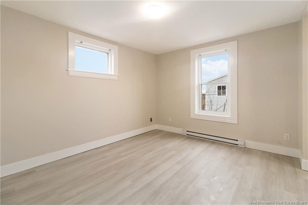 105-105 1/2 High St, Moncton, NB