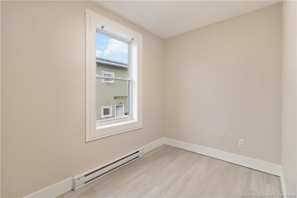 105-105 1/2 High St, Moncton, NB