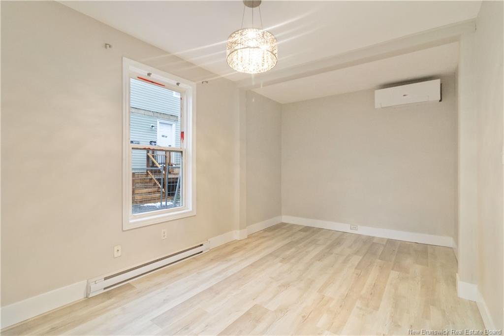 105-105 1/2 High St, Moncton, NB