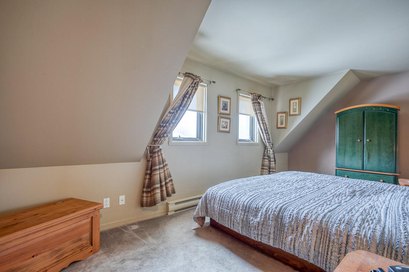 Bedroom - 5925Z - 5935Z Rue Frontenac, Saint-Hyacinthe, QC - Indoor Photo Showing Bedroom