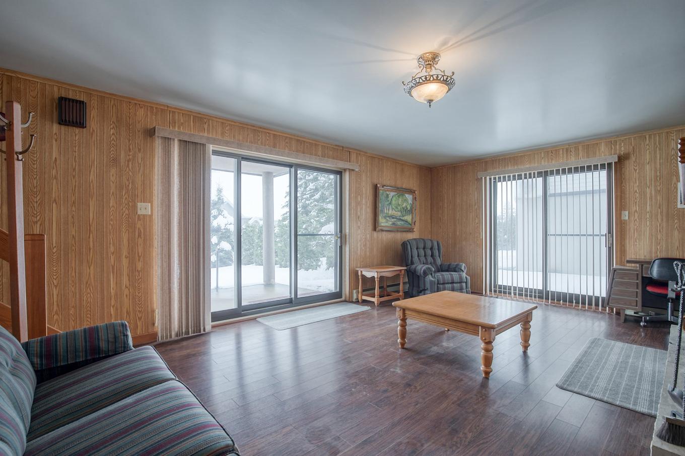 Family room - 5925Z - 5935Z Rue Frontenac, Saint-Hyacinthe, QC - Indoor Photo Showing Living Room