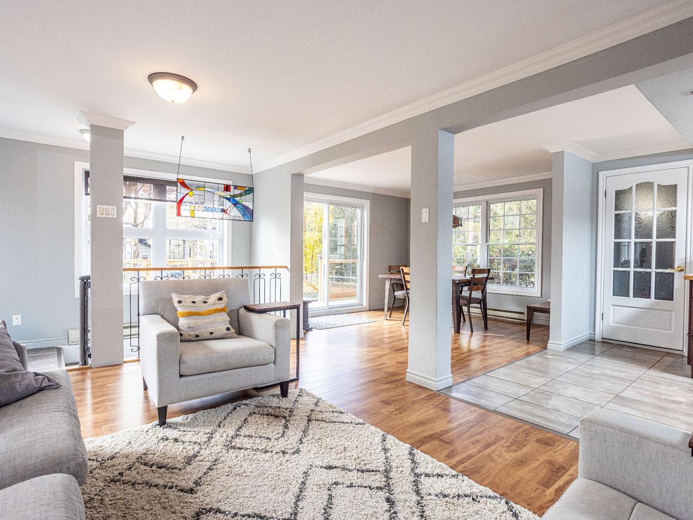 Autre - 1733Z Mtée Harwood, Saint-Lazare, QC - Indoor Photo Showing Living Room