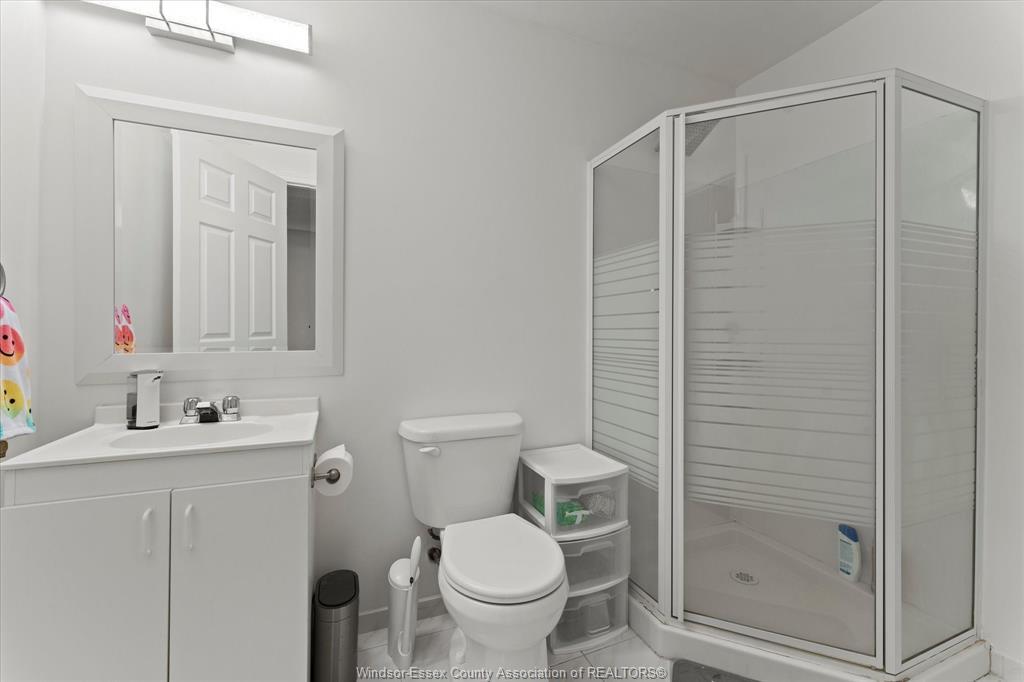 4241 Pioneer Avenue, Windsor, ON