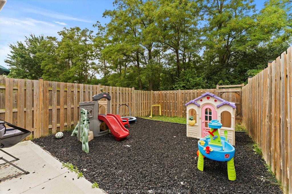 4241 Pioneer Avenue, Windsor, ON