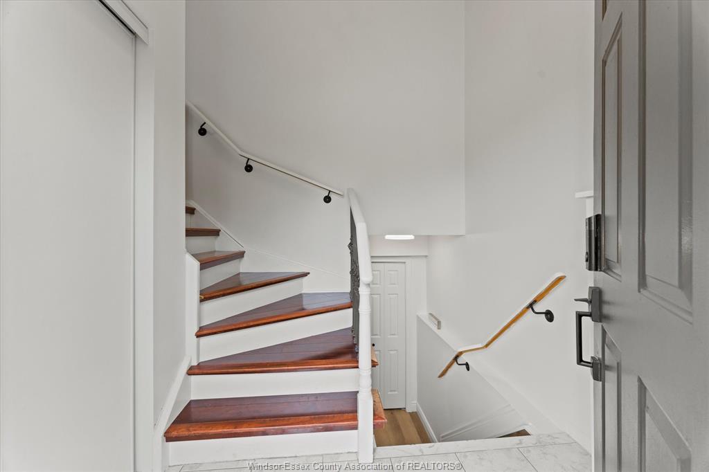 4241 Pioneer Avenue, Windsor, ON