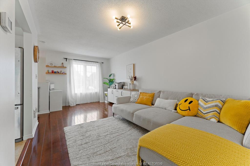 4241 Pioneer Avenue, Windsor, ON