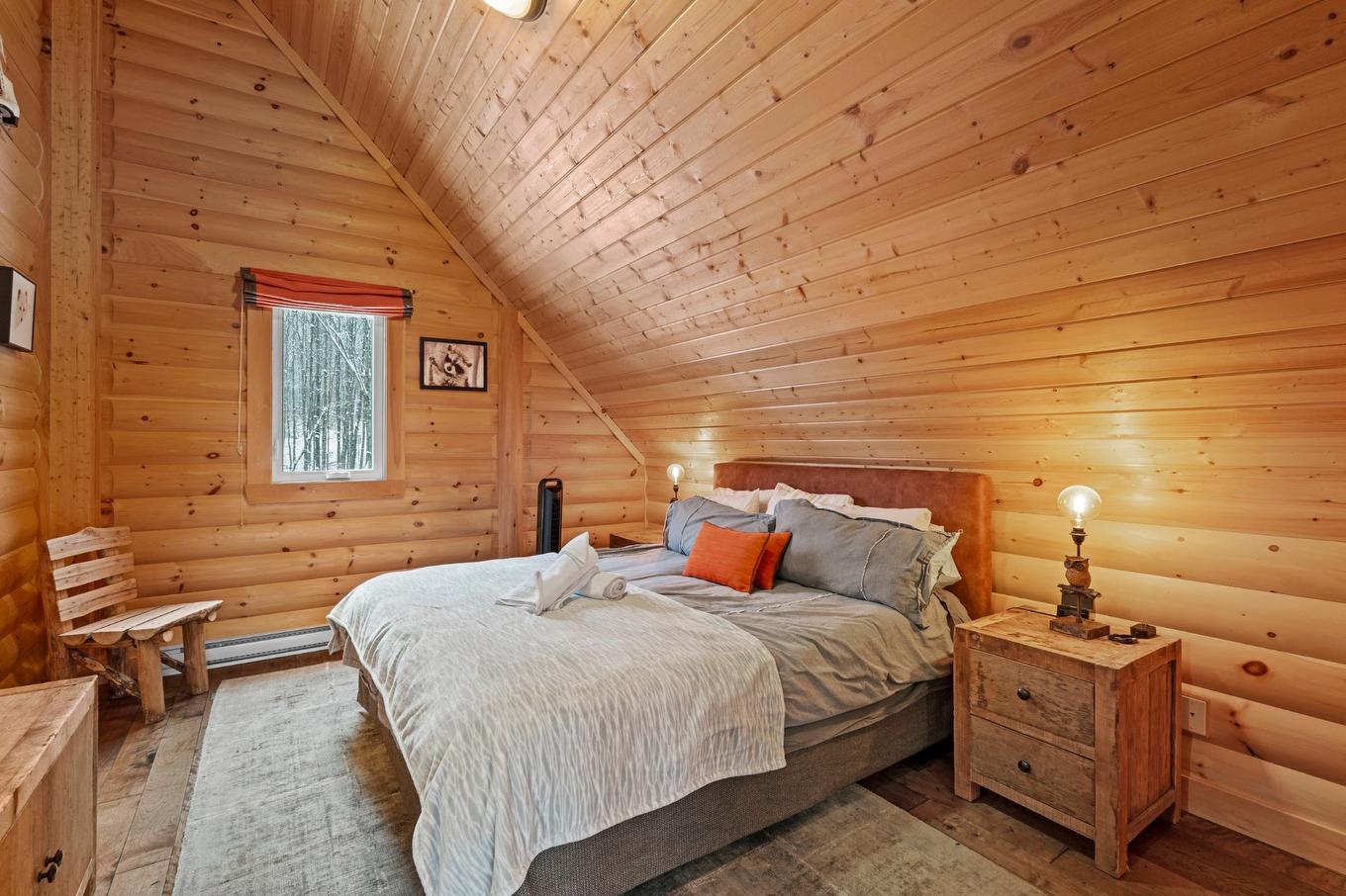 Chambre à coucher principale - 147 Ch. Du Pavillon-Kanata, Amherst, QC - Indoor Photo Showing Bedroom
