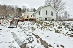 405 Ch. de la Rivière-Blanche Mayo, QC J8L 4K5