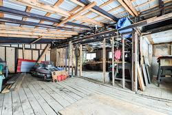 Garage -