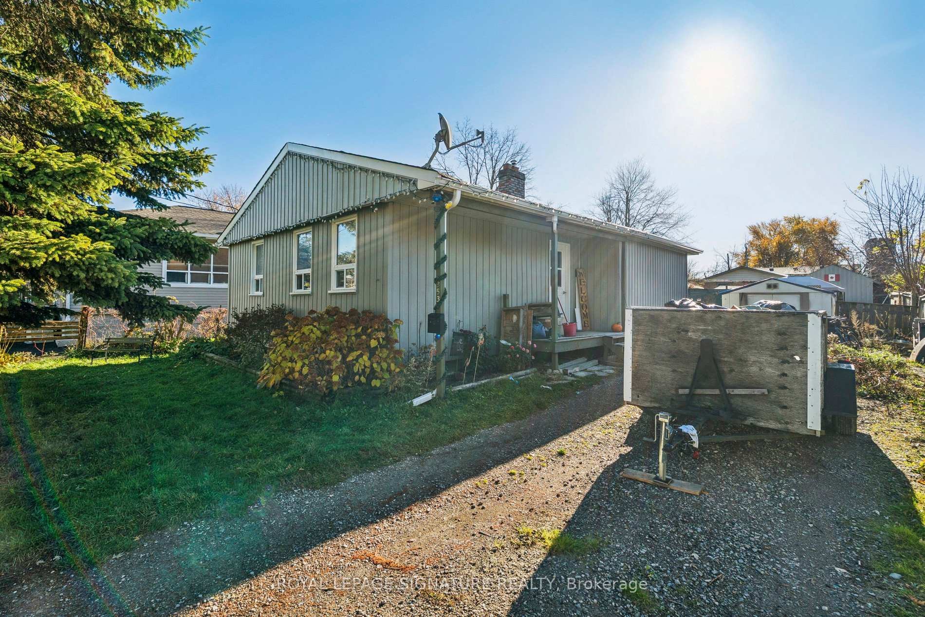 353 Hollywood Drive, Georgina, ON - Outdoor