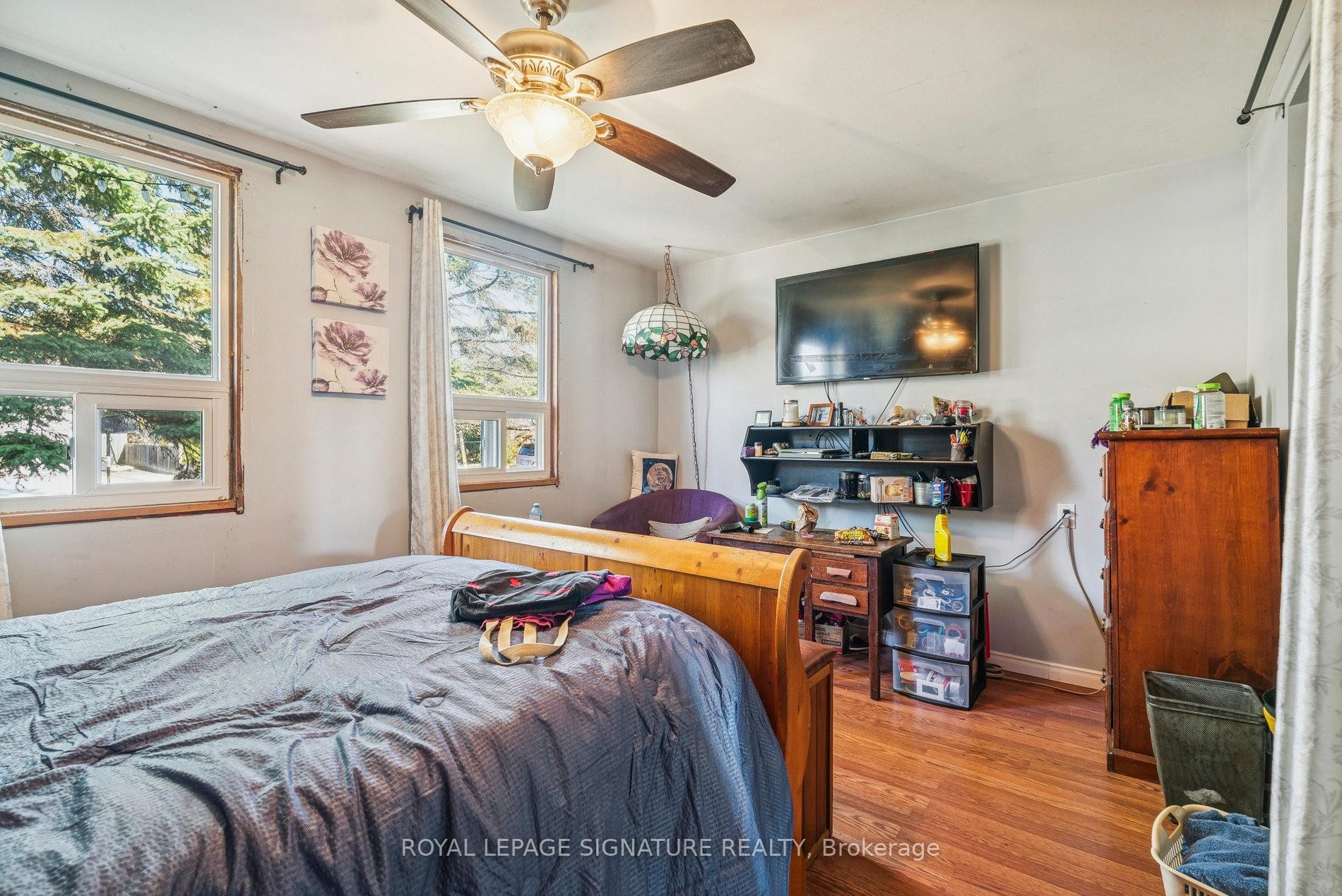 353 Hollywood Drive, Georgina, ON - Indoor Photo Showing Bedroom