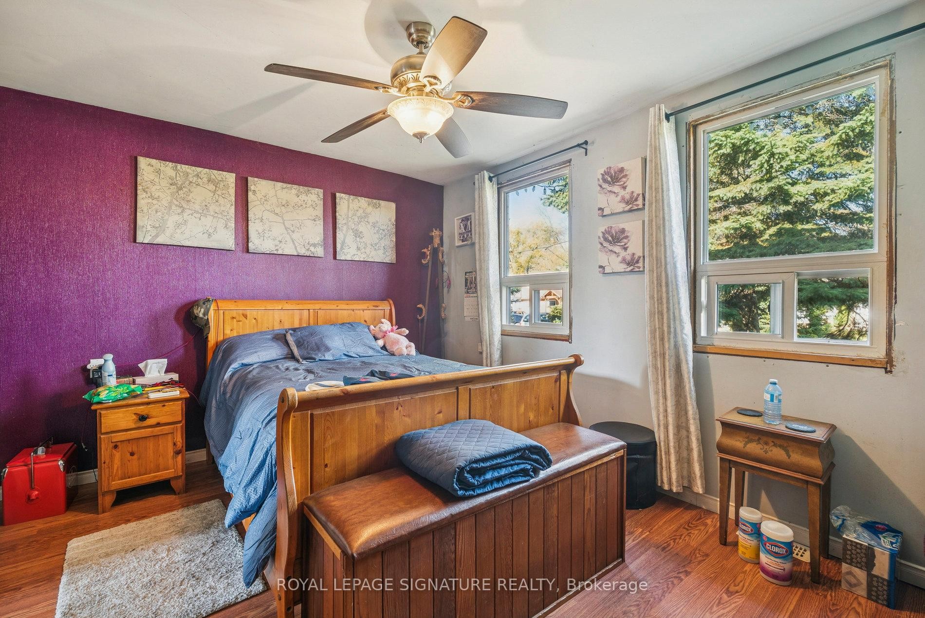 353 Hollywood Drive, Georgina, ON - Indoor Photo Showing Bedroom
