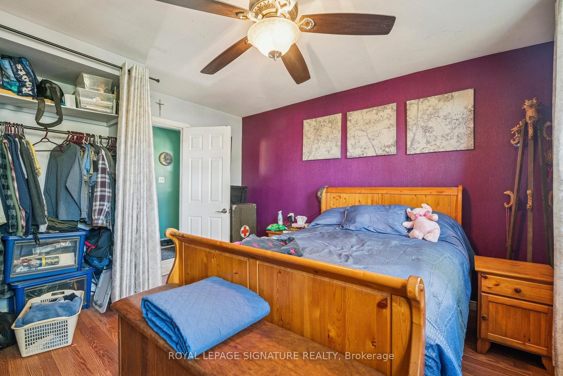 353 Hollywood Drive, Georgina, ON - Indoor Photo Showing Bedroom