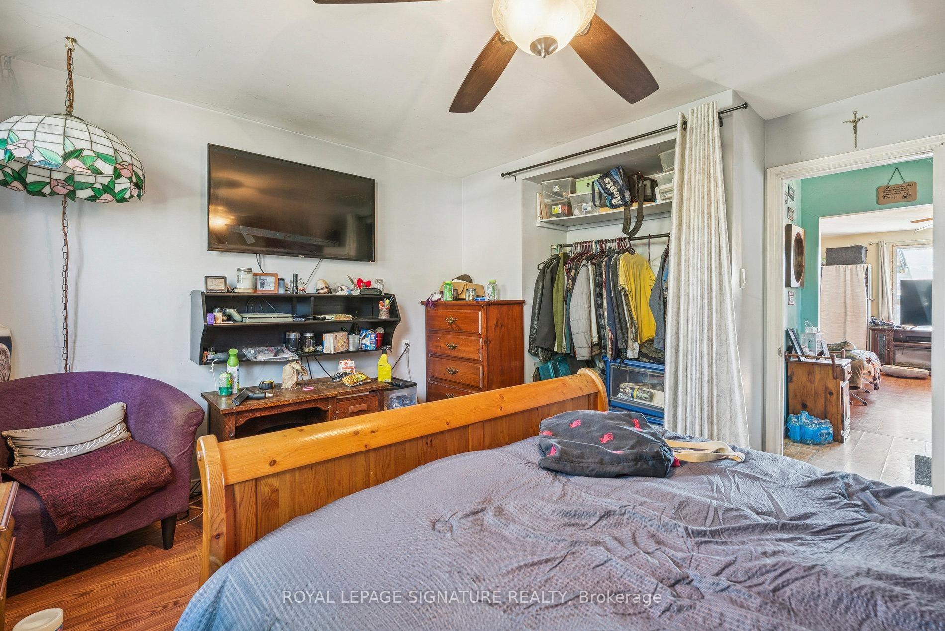 353 Hollywood Drive, Georgina, ON - Indoor Photo Showing Bedroom