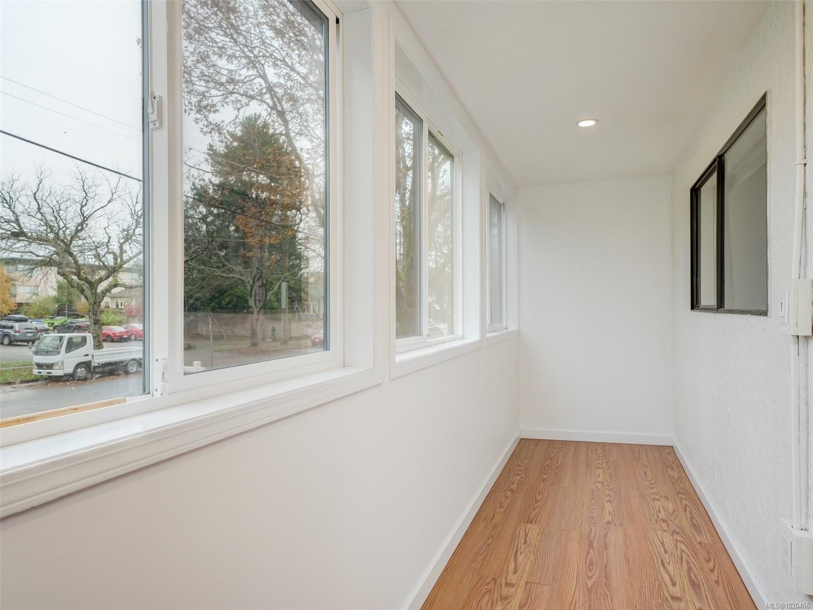 105-2610 Graham St, Victoria, BC - Indoor Photo Showing Other Room