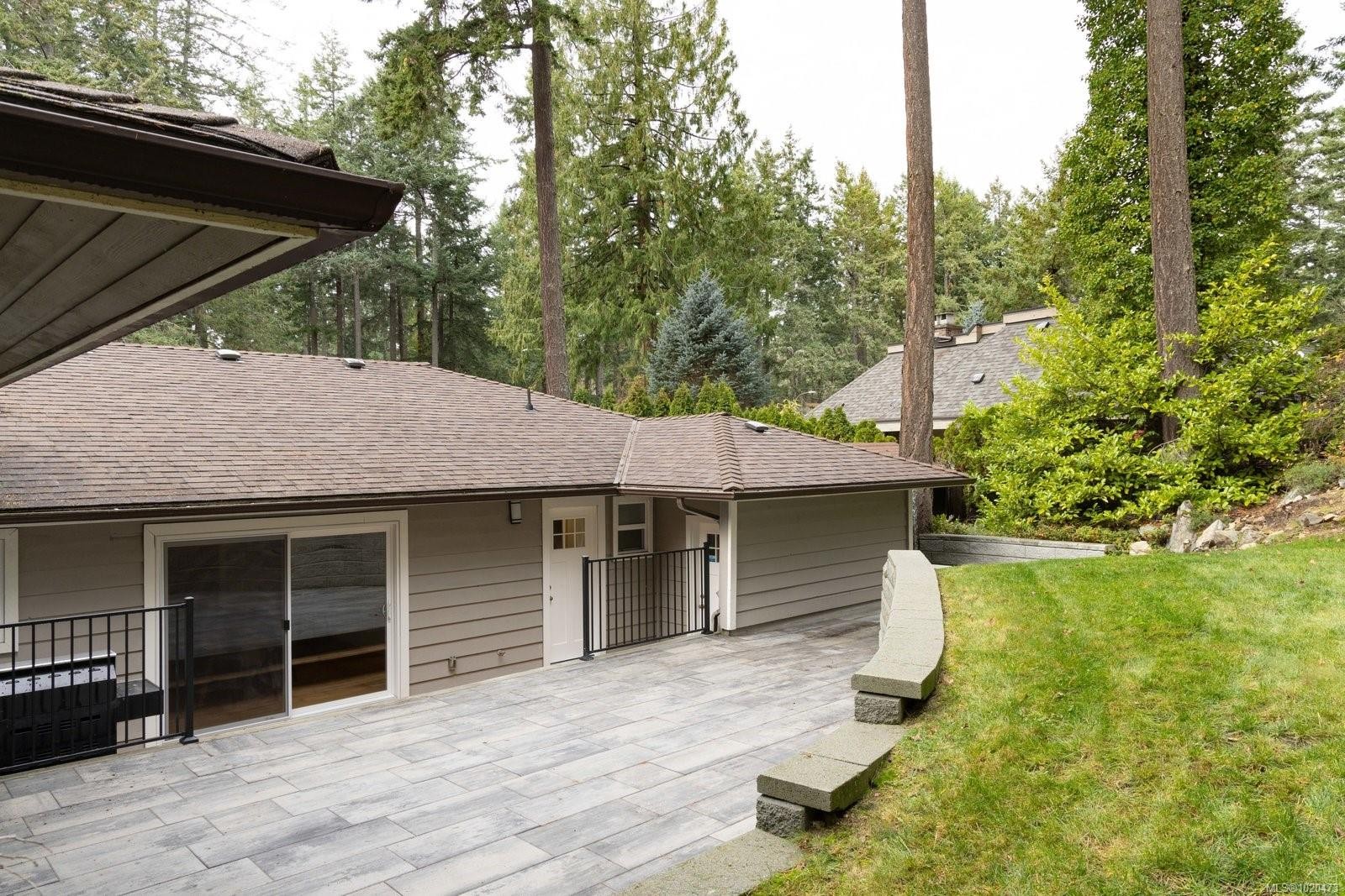 4465 Emily Carr Dr, Saanich, BC