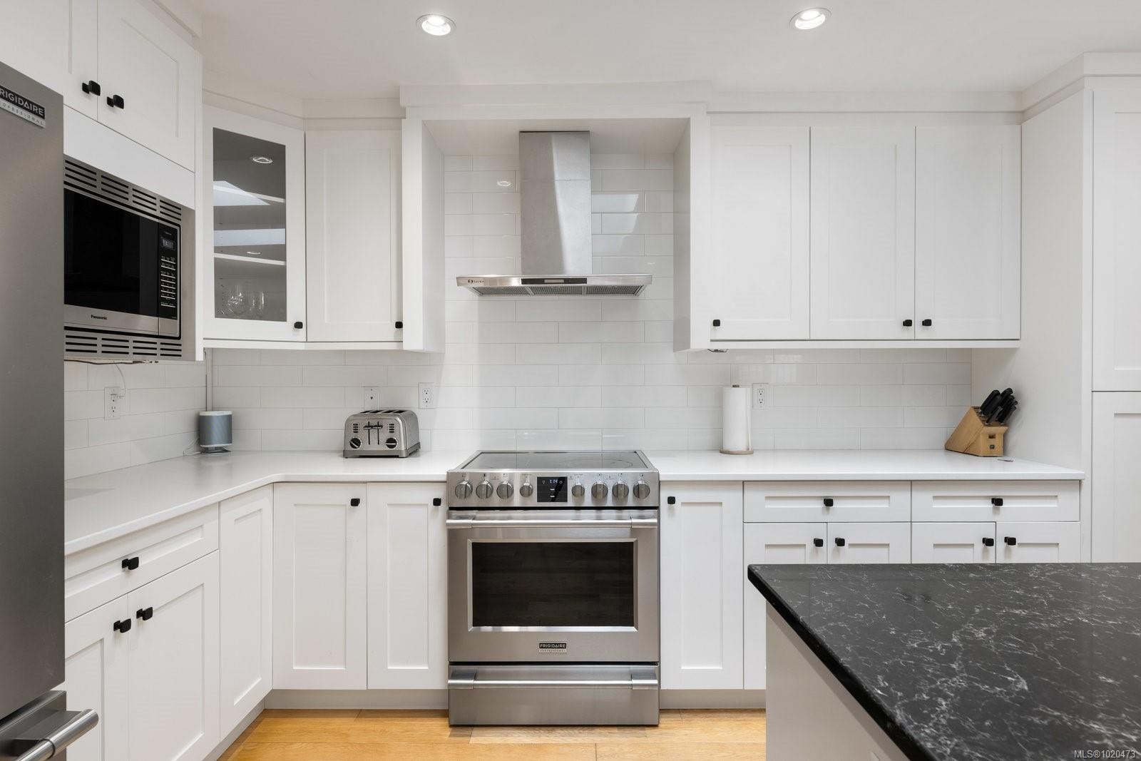 4465 Emily Carr Dr, Saanich, BC