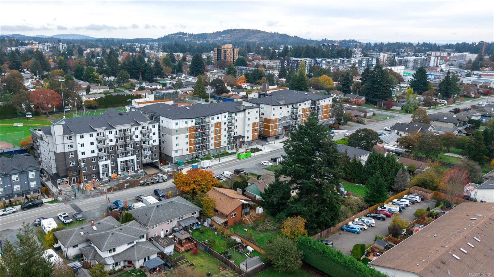 983 Bray Ave, Langford, BC