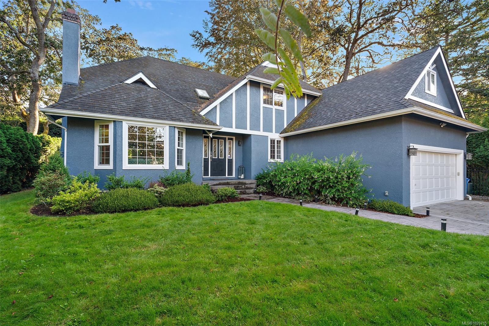 2023 Runnymede Ave, Oak Bay, BC