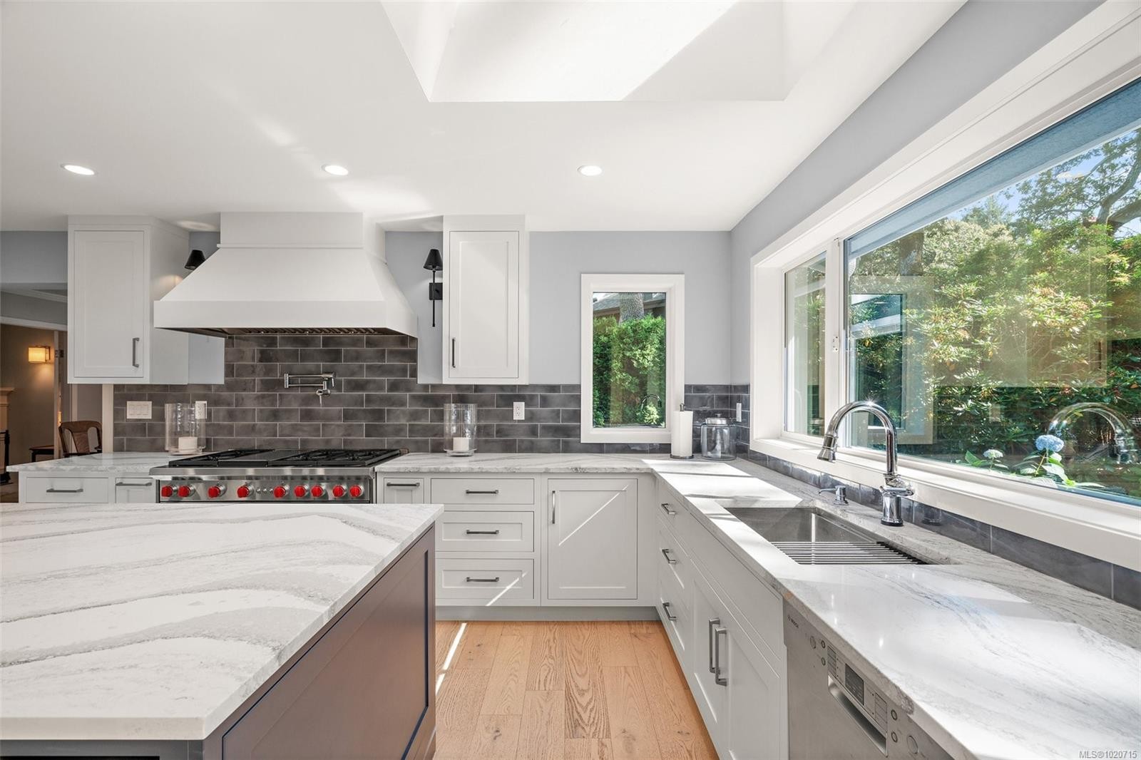 2023 Runnymede Ave, Oak Bay, BC