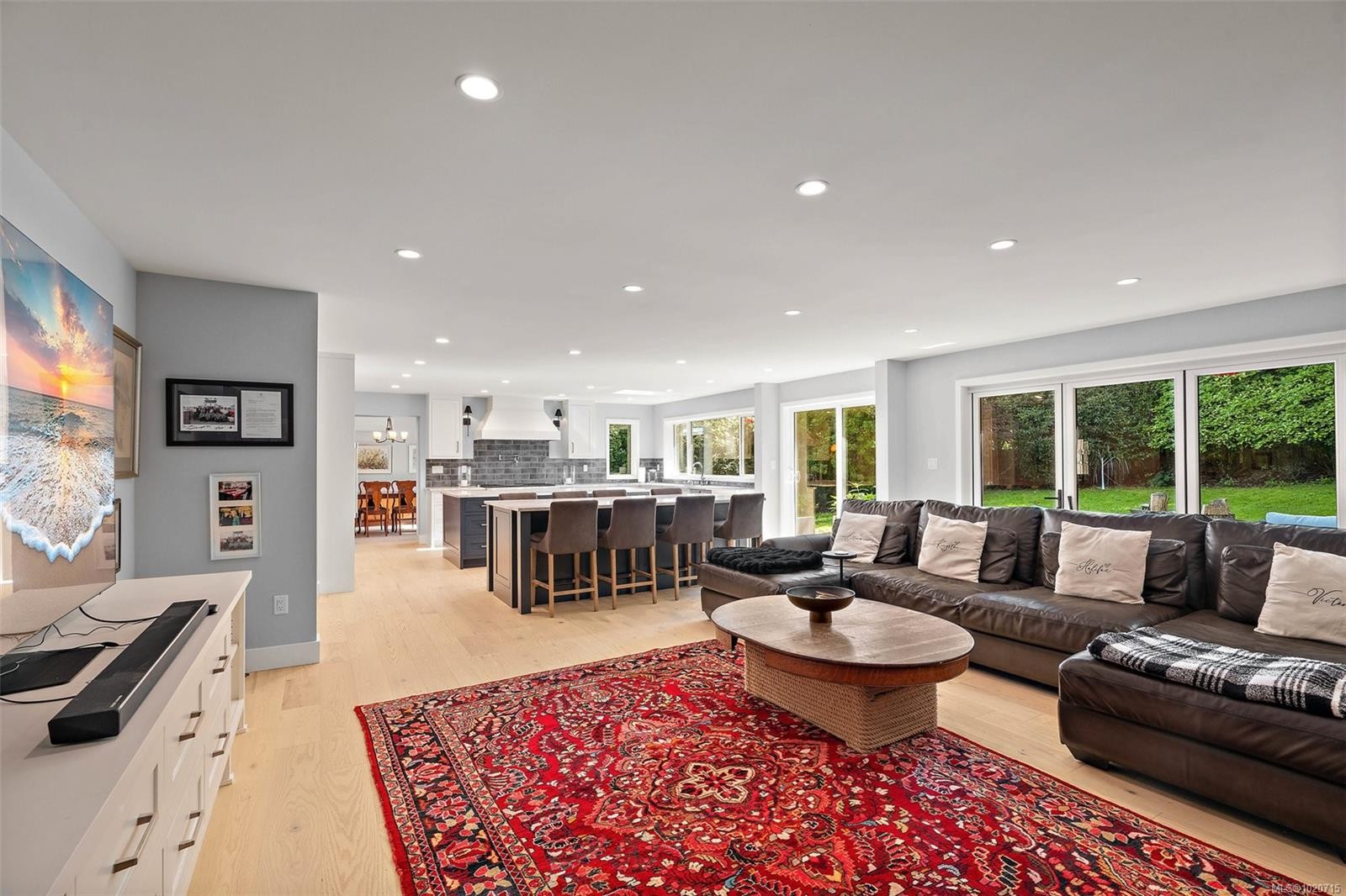 2023 Runnymede Ave, Oak Bay, BC