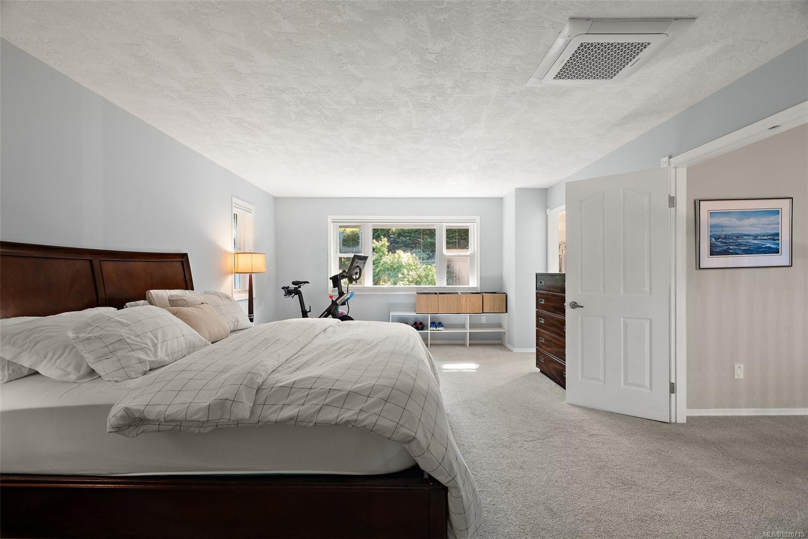 2023 Runnymede Ave, Oak Bay, BC