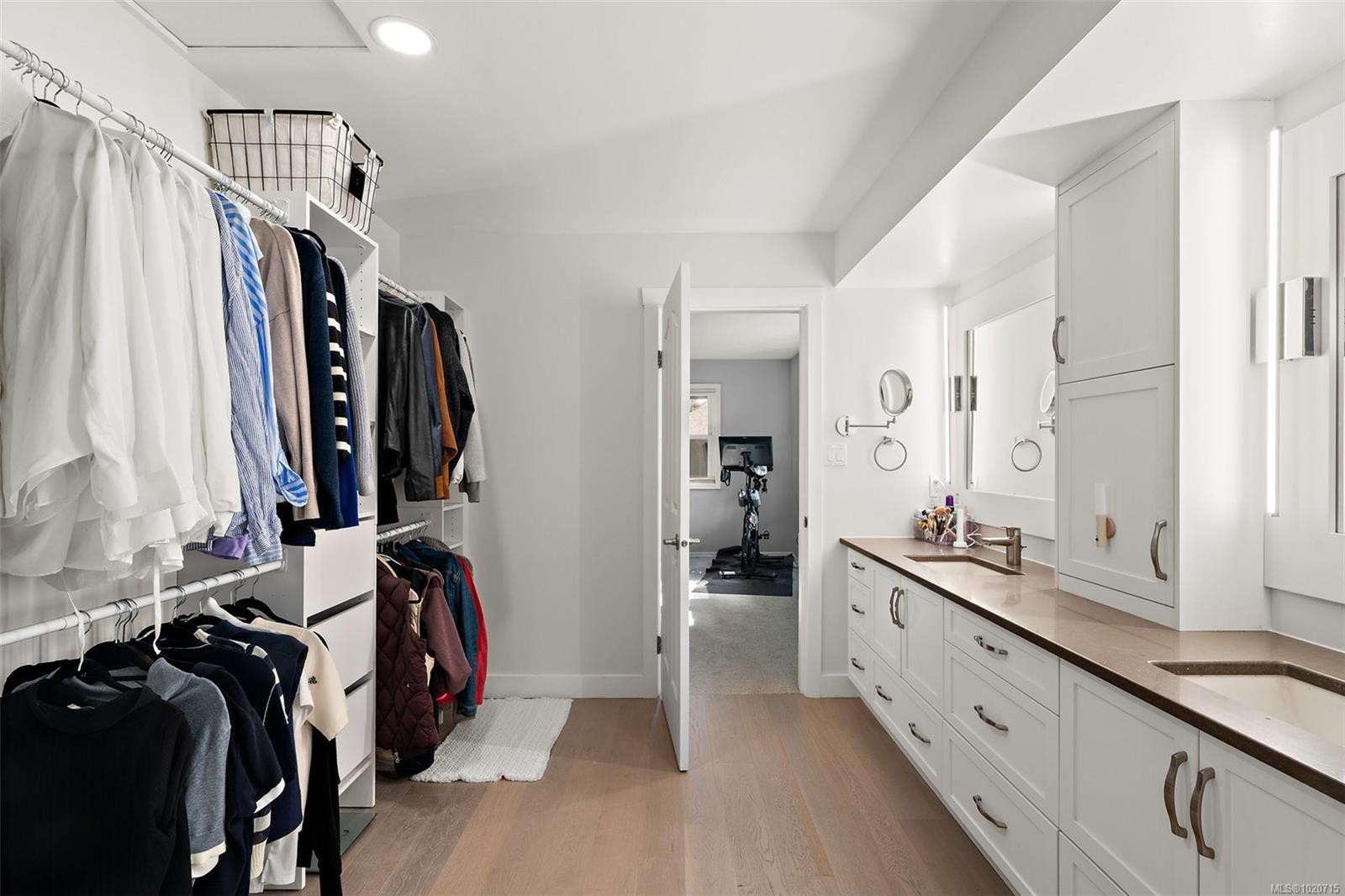 2023 Runnymede Ave, Oak Bay, BC