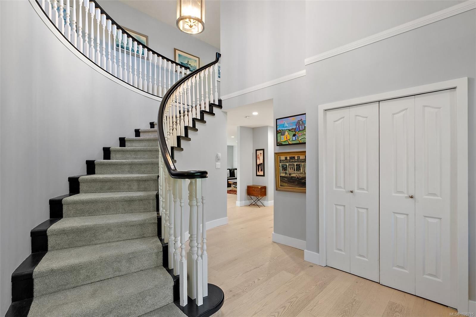 2023 Runnymede Ave, Oak Bay, BC