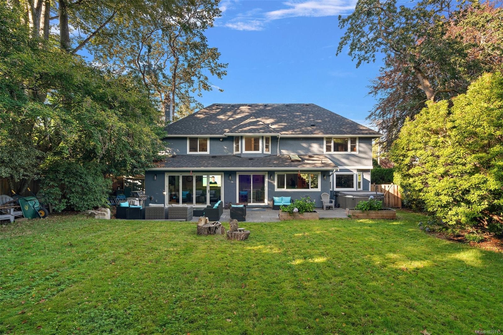 2023 Runnymede Ave, Oak Bay, BC