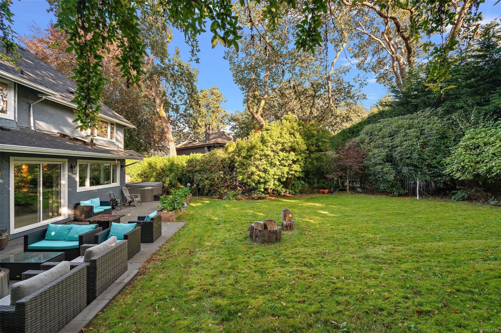 2023 Runnymede Ave, Oak Bay, BC