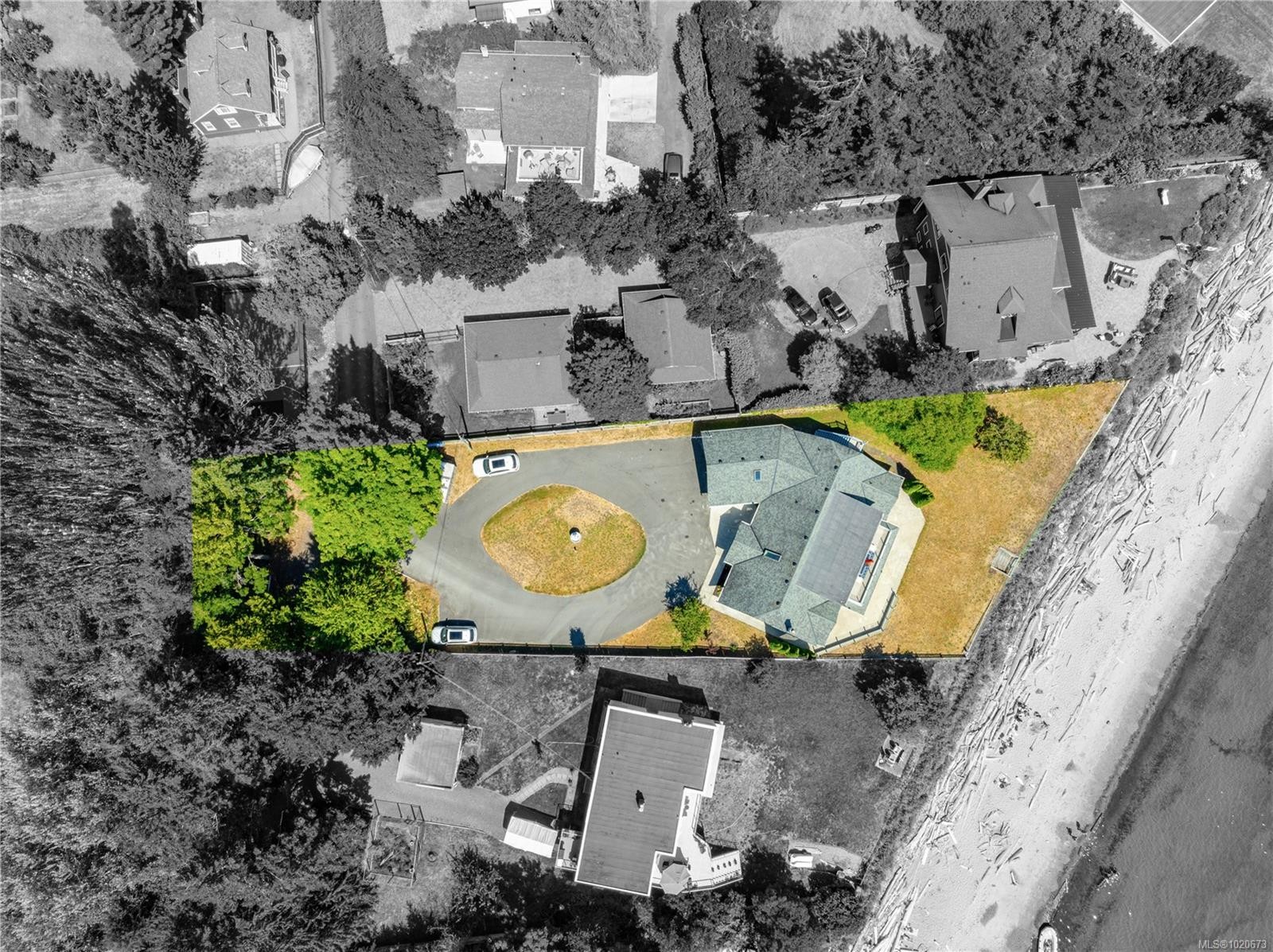 3905B Cadboro Bay Rd, Saanich, BC